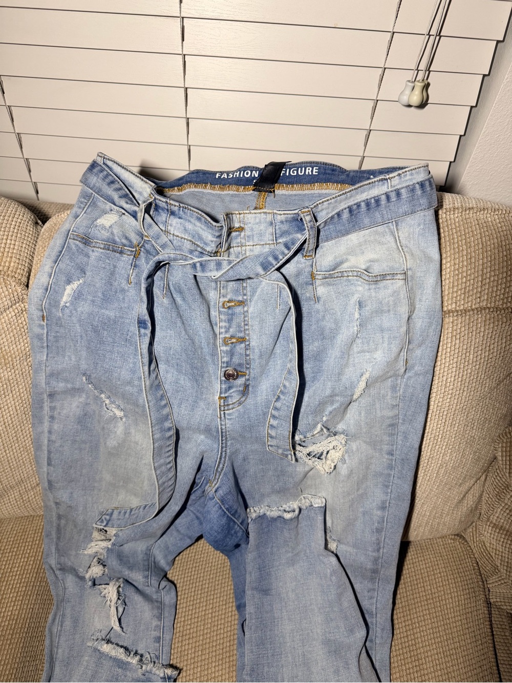 Jeans Subcategory - Picture 4 of 4